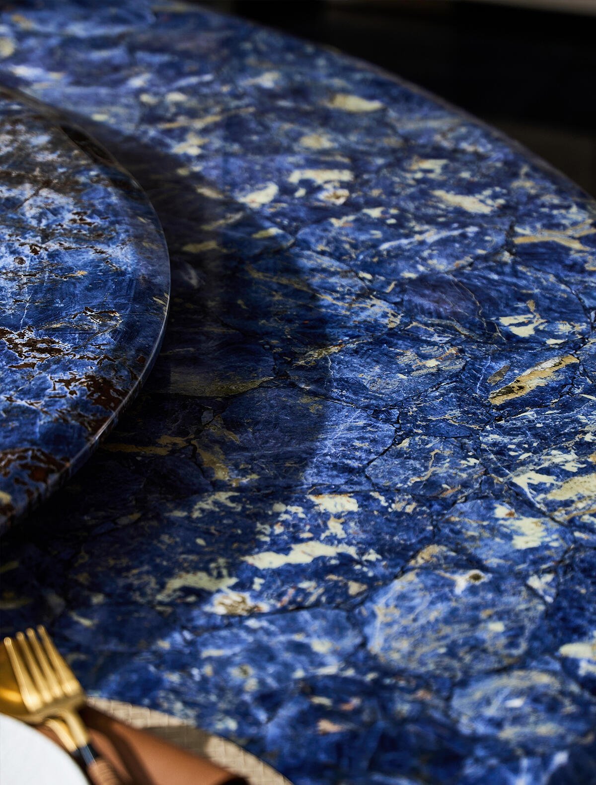 【One-of-a-Kind Collection】 Cloisonné LuxuryStone Dining Table - Full Slab Natural Stonewith Nature's Masterpiece Craftsmanship,Collectible High-End Furniture