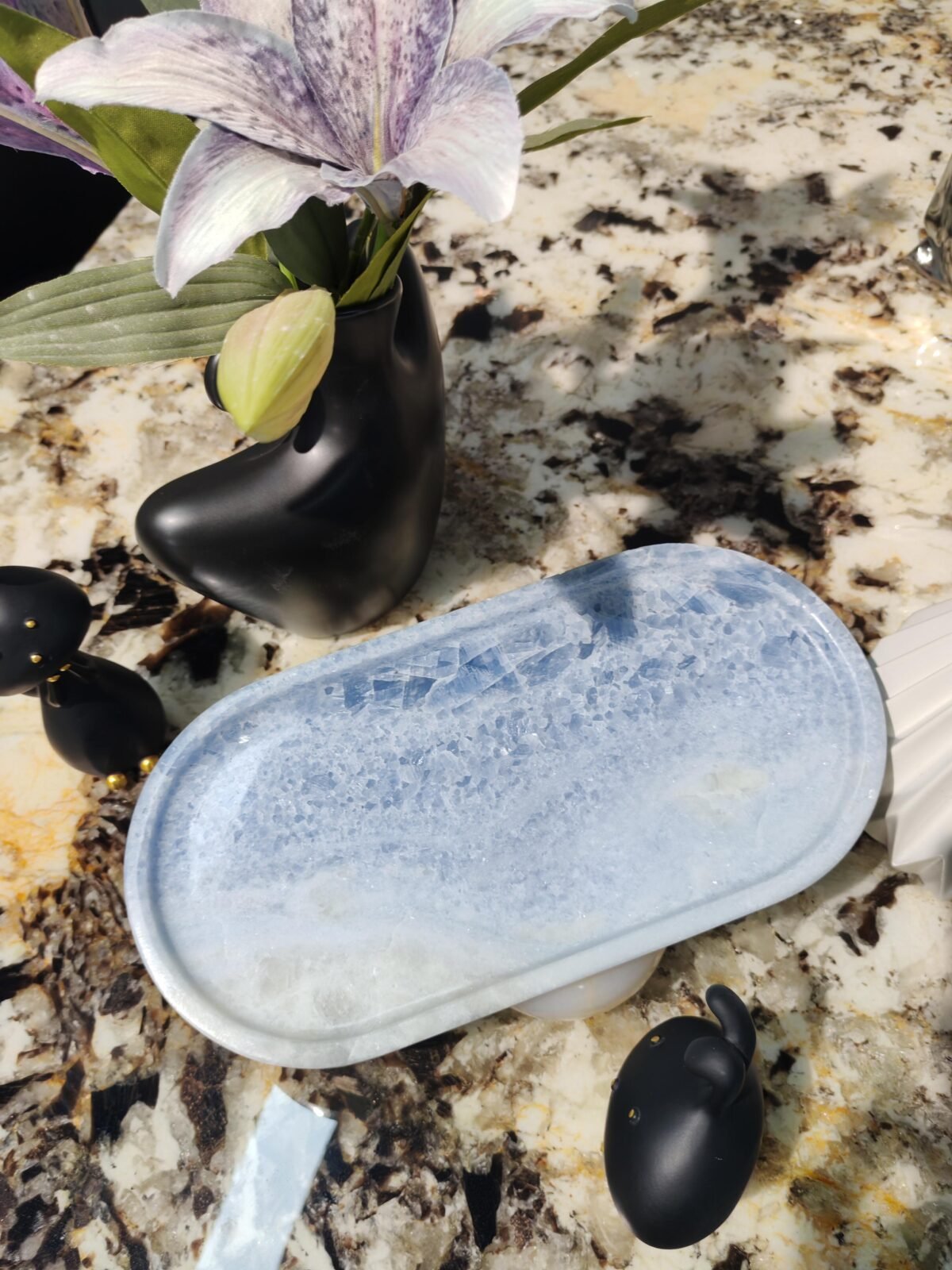 Natural luxury stone "blue crystal" tray