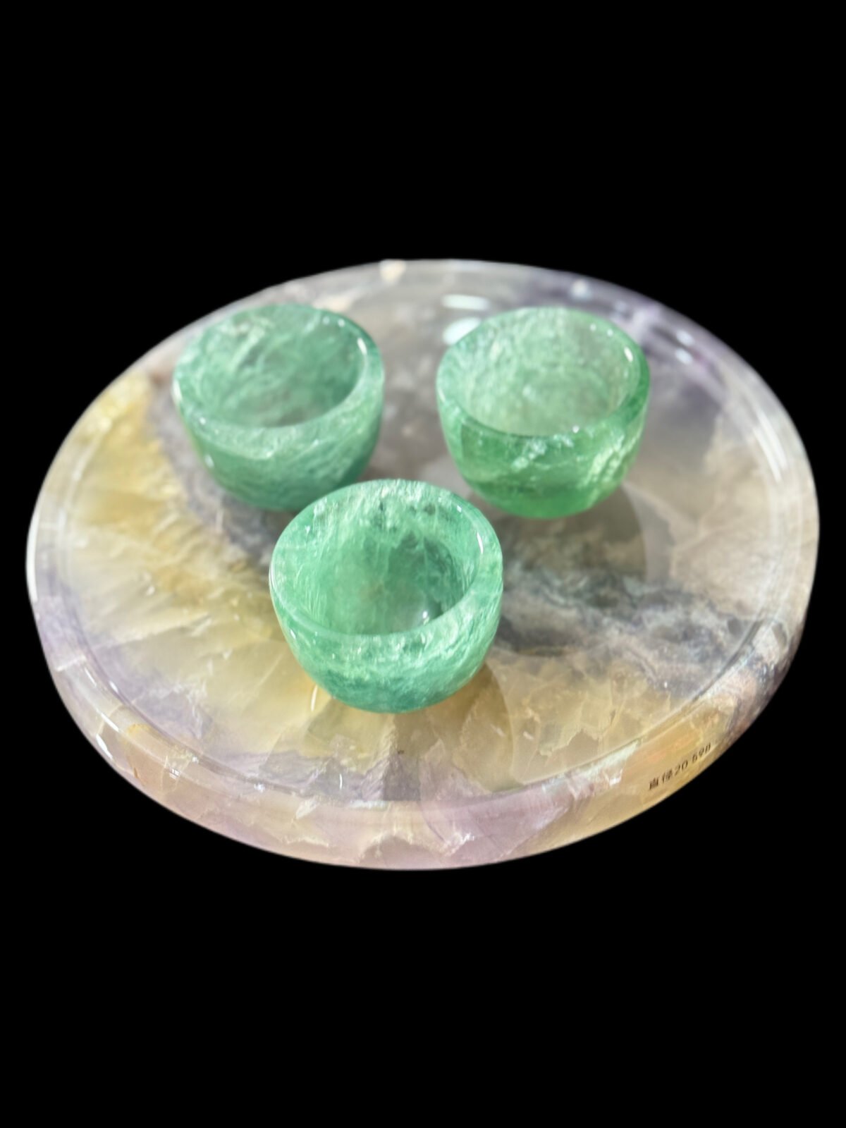 Natural luxury crystal stone "Tricolor Crystal Stone" tray. Dinner plate, fruit plate, display plate Specifications (18x18cm)